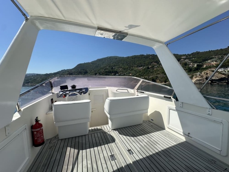 morning experience maemi on boat cefalu 9