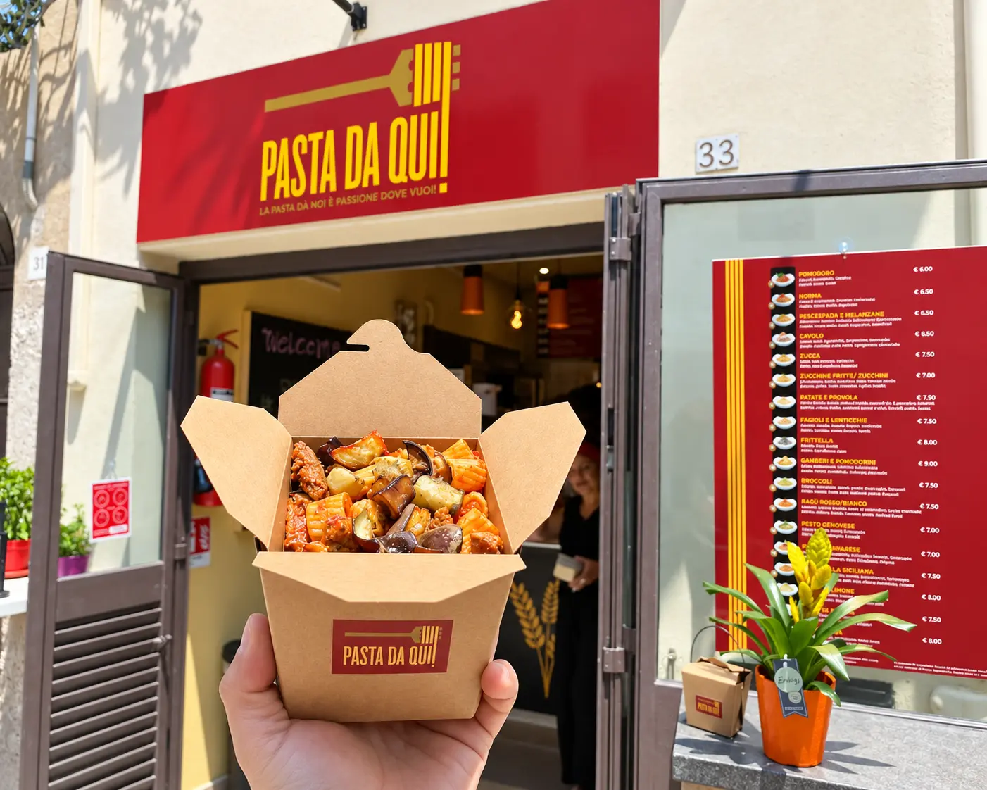 Pasta da Qui gusto in vetrina.webp