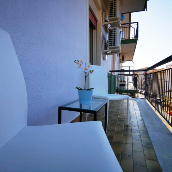 balcone camera 2b