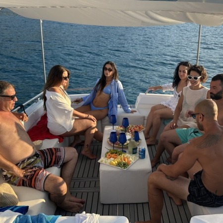 sunset experience maemi on boat 10