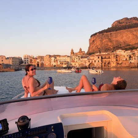 sunset experience maemi on boat 6